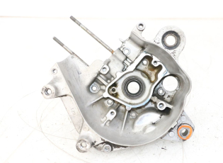 CARTER MOTEUR DROIT