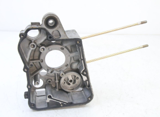 CARTER MOTEUR DROIT