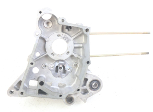 CARTER MOTEUR DROIT