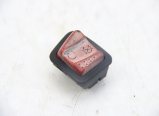 COMMODO COUPE CONTACT