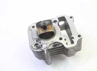CYLINDRE PISTON