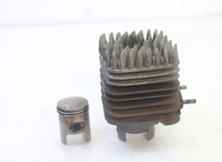 CYLINDRE PISTON