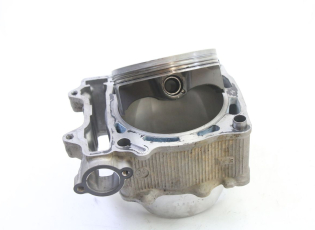 CYLINDRE PISTON