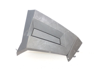 FLANC LATERAL AVANT GAUCHE