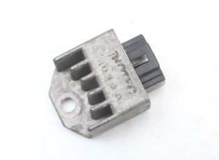 REGULATEUR CHARGE