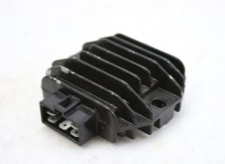 REGULATEUR CHARGE
