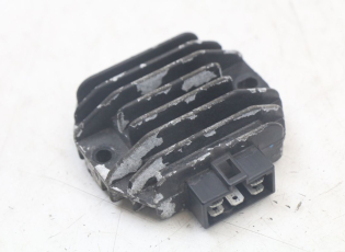 REGULATEUR CHARGE