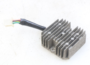 REGULATEUR CHARGE
