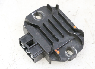 REGULATEUR CHARGE