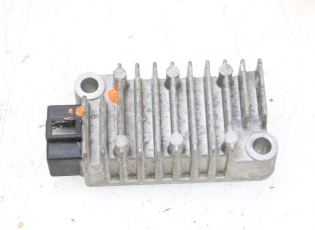 REGULATEUR CHARGE