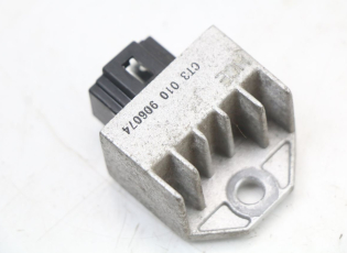 REGULATEUR CHARGE