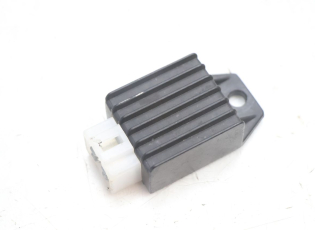 REGULATEUR CHARGE