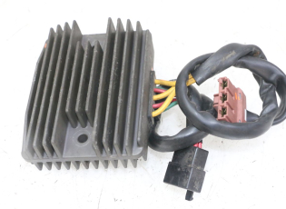 REGULATEUR CHARGE