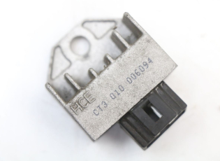 REGULATEUR CHARGE