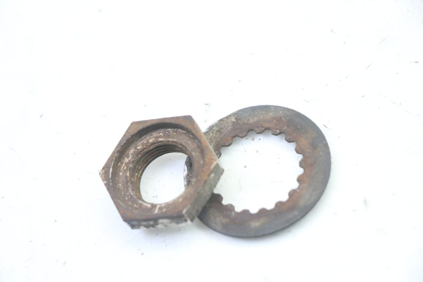photo de PORCA PINHÃO SAÍDA CAIXA DE MUDANÇAS KTM SUPERENDURO R 950 (2005 - 2009) - Outro ângulo de visão