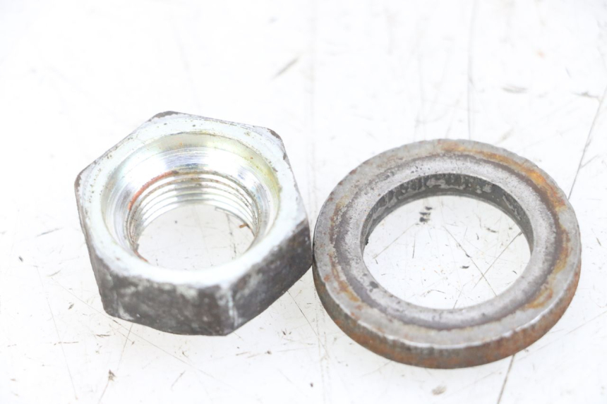 photo de PORCA PINHÃO SAÍDA CAIXA DE MARCHAS SUZUKI GSX F GSXF 650 (2007 - 2015) - Zoom do estado de desgaste