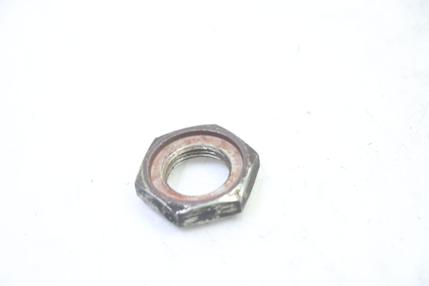 photo de PORCA PINHÃO SAÍDA CAIXA DE MARCHAS YAMAHA TDM ABS 900 (2002 - 2014) - Zoom do estado de desgaste