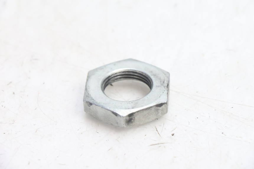 photo de PORCA DO PINHÃO DE SAÍDA DA CAIXA DE VELOCIDADES YAMAHA TDM ABS 900 (2002 - 2014) - Detalhe da peça