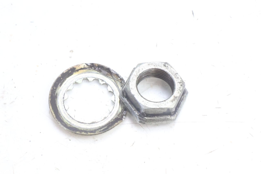 photo de PORCA DO PINHÃO DE SAÍDA DA CAIXA DE VELOCIDADES KAWASAKI ZZR 600 (1995 - 2004) - Detalhe da peça