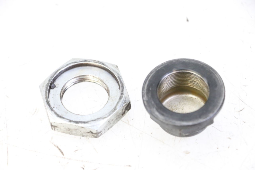 photo de PORCA DO TÊ DA FORQUILHA YAMAHA FJ 36Y 1100 (1984 - 1985) - Outro ângulo de visão