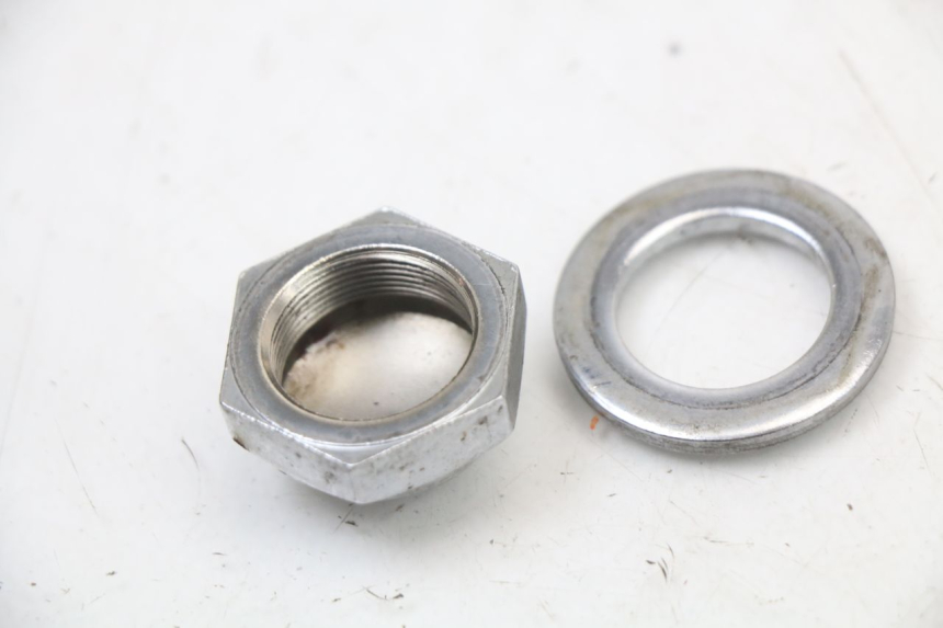 photo de PORCA DO TÊ DA FORQUILHA KAWASAKI ZR7 ZR-7 S 750 (1999 - 2004) - Outro ângulo de visão