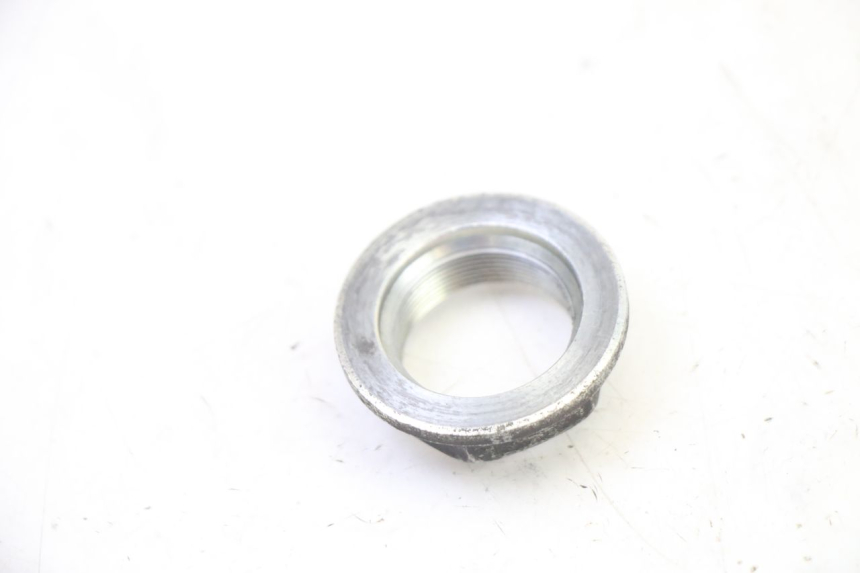 photo de PORCA DO TÊ DA GARFO HONDA ST PAN EUROPEAN 1300 (2002 - 2013) - Outro ângulo de visão