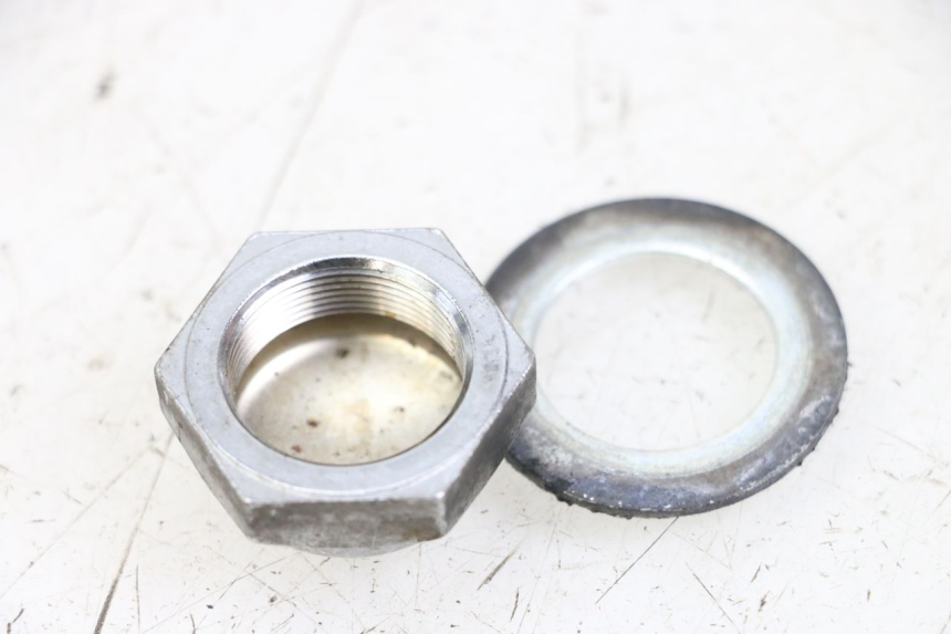 photo de PORCA DO TÊ DA FORQUILHA SUZUKI GSX F GSXF 650 (2007 - 2015) - Zoom do estado de desgaste