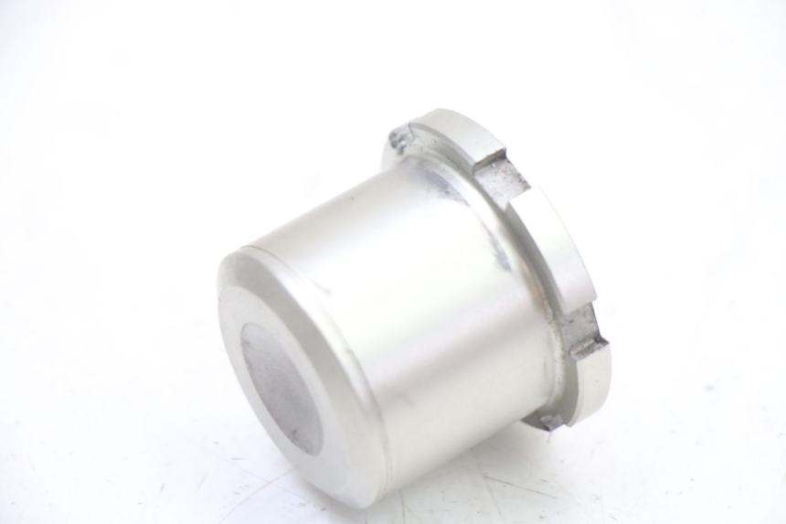 photo de PORCA DO TÊ DA FORQUILHA YAMAHA TRACER 7 700 (2020 - 2024) - Zoom do estado de desgaste