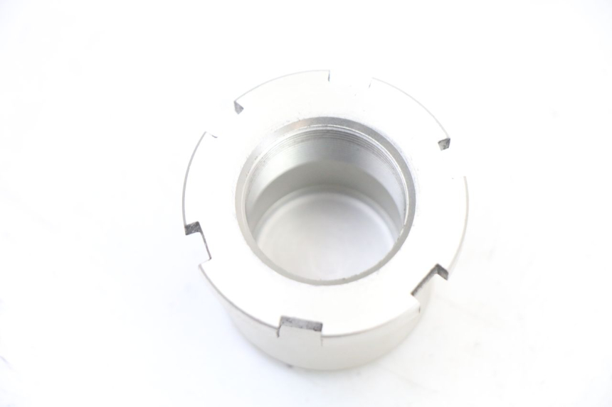 photo de PORCA DO TÊ DA FORQUILHA YAMAHA TRACER 7 700 (2020 - 2024) - Vista geral