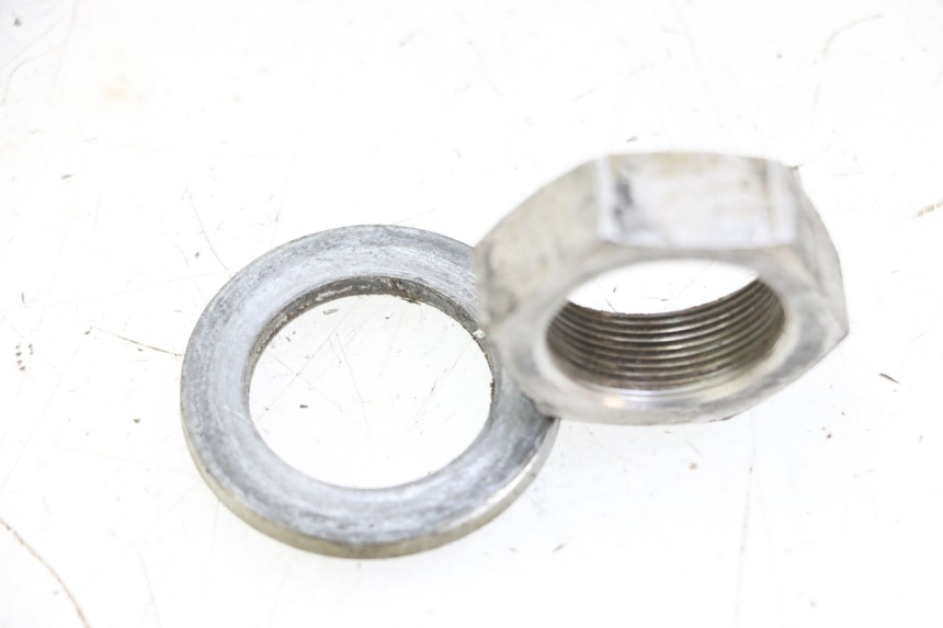 photo de PORCA DO TÊ DA GARFO YAMAHA YZ-F YZF 250 (2007 - 2013) - Zoom do estado de desgaste