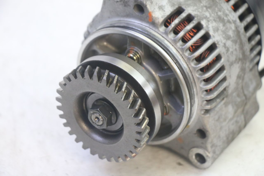 photo de ALTERNADOR SUZUKI GSF N BANDIT 600 (1996 - 1999) - Detalhe da peça
