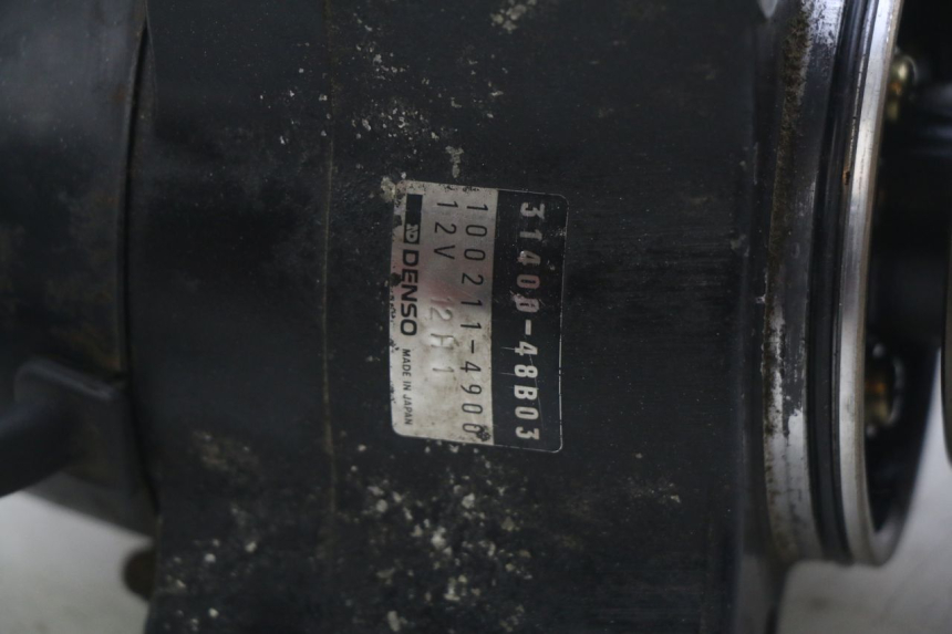 photo de ALTERNADOR SUZUKI GSX-F GSX  F 1100 (1988 - 1994) - Outro ângulo de visão