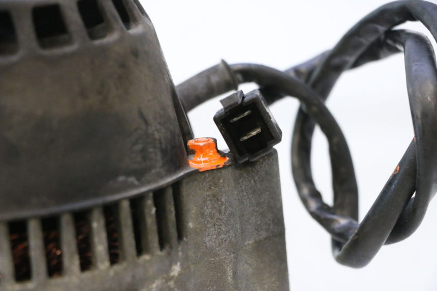 photo de Alternador SUZUKI GSX F GSXF 750 (1988 - 1998) - Outro ângulo de visão