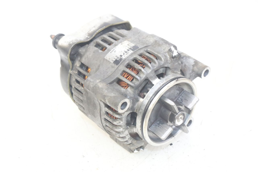 photo de ALTERNADOR TRIUMPH SPRINT ST 955 (1999 - 2001) - Zoom do estado de desgaste