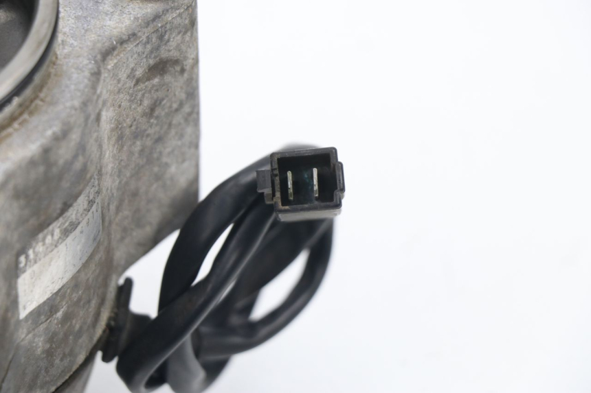 photo de ALTERNADOR SUZUKI GSXF GSX F 600 (1988 - 1997) - Outro ângulo de visão