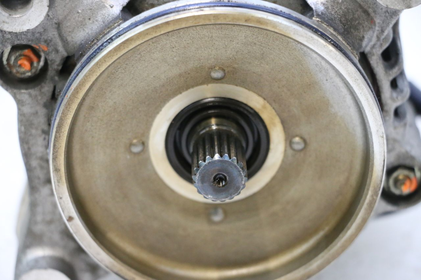 photo de Alternador YAMAHA YZF R GENESIS 750 (1993 - 1998) - Marcações e referências
