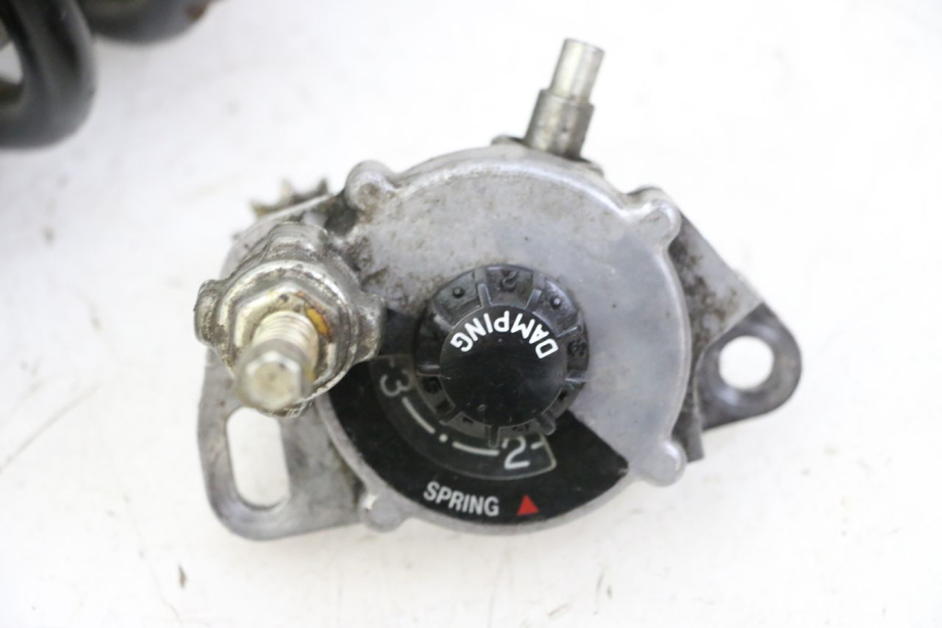 photo de AMORTECEDOR TRASEIRO YAMAHA FJ 36Y 1100 (1984 - 1985) - Detalhes característicos