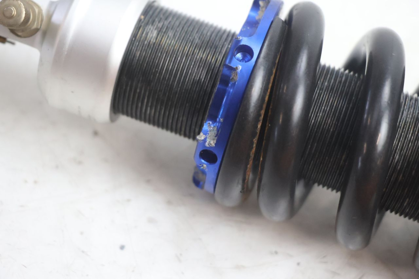 photo de AMORTECEDOR TRASEIRO APOLLO RFZ 125 - Estado da superfície
