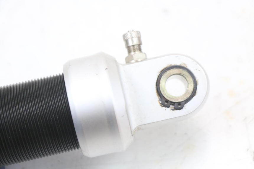 photo de AMORTECEDOR TRASEIRO APOLLO RFZ 140 - Pontos de fixação