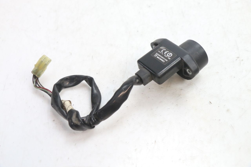 photo de ANTENA TRANSPONDER YAMAHA FJR 1300 (2001 - 2005) - Zoom do estado de desgaste