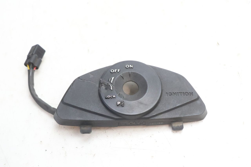 photo de ANTENA TRANSPONDER SUZUKI GSR 600 (2005 - 2012) - Vista principal