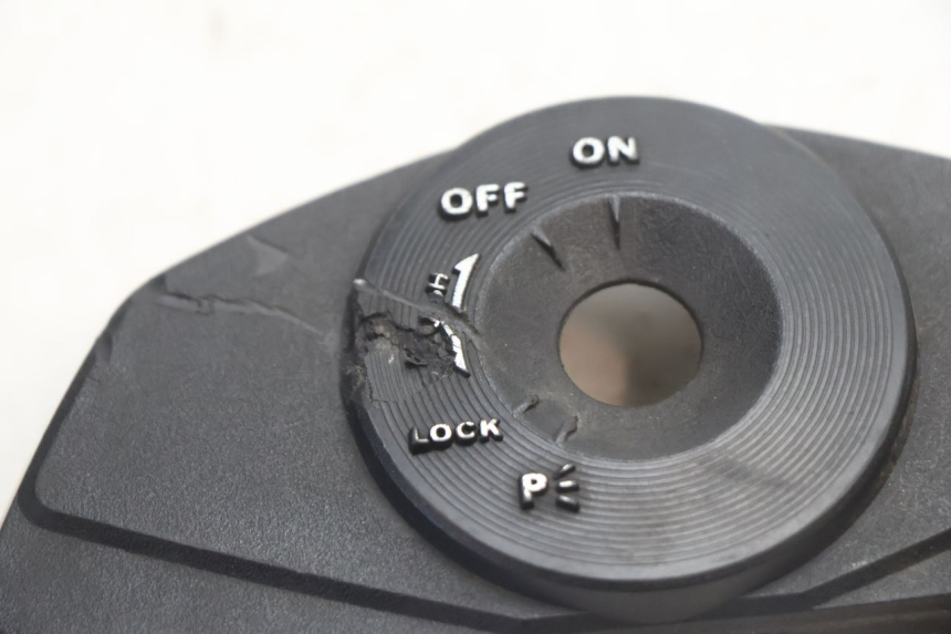 photo de ANTENA TRANSPONDER SUZUKI GSR 600 (2005 - 2012) - Detalhe da peça