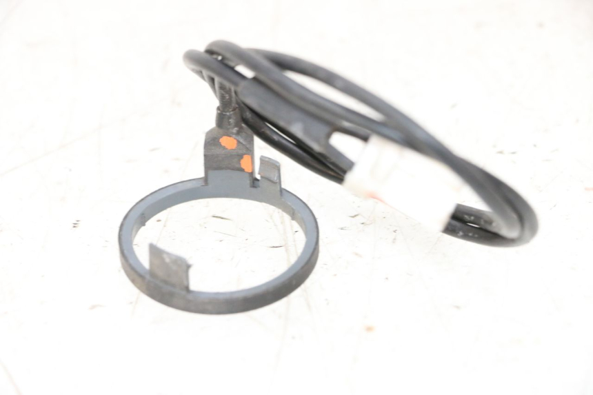 photo de ANTENA TRANSPONDEDOR PEUGEOT SATELIS 125 (2006 - 2009) - Zoom do estado de desgaste