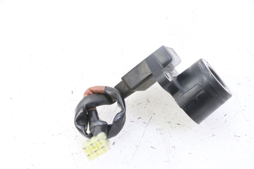 photo de ANTENA TRANSPONDEDOR YAMAHA X-MAX XMAX 125 (2010 - 2013) - Pontos de fixação