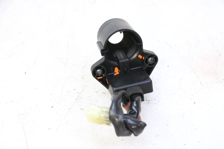 photo de ANTENA TRANSPONDEDOR YAMAHA X-MAX XMAX 125 (2010 - 2013) - Outro ângulo de visão