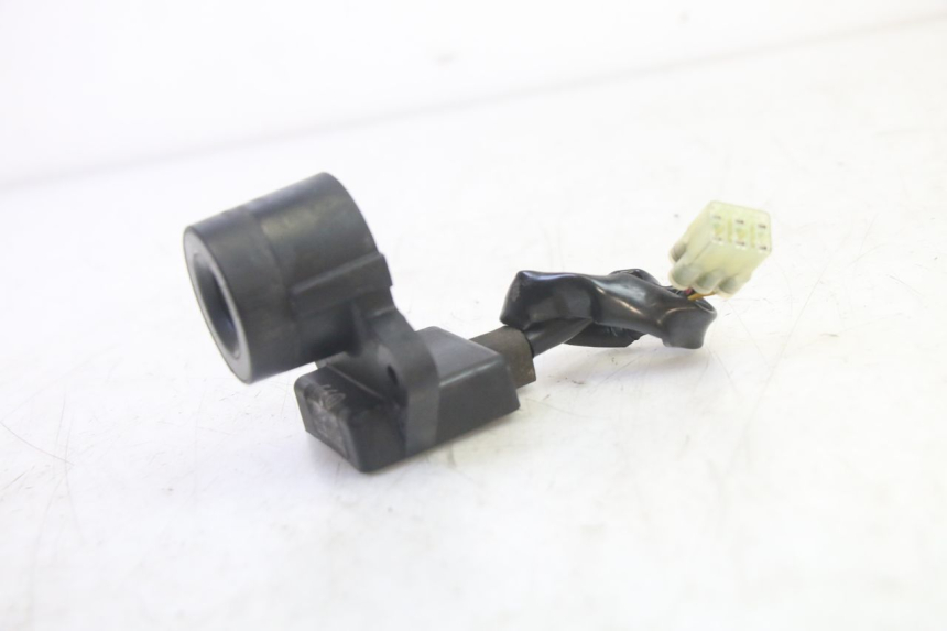 photo de ANTENA TRANSPONDEDOR YAMAHA X-MAX XMAX 250 (2006 - 2009) - Zoom do estado de desgaste