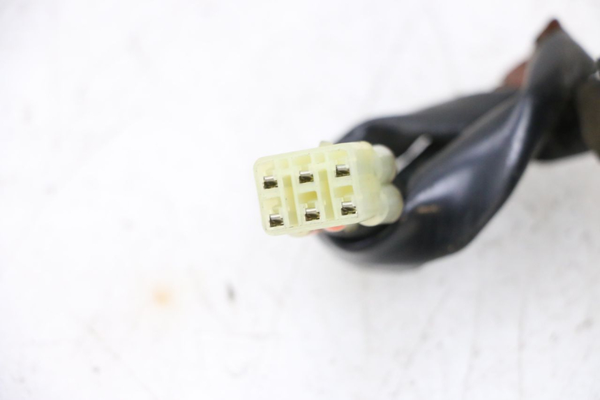 photo de ANTENA TRANSPONDEDOR YAMAHA X-MAX XMAX 125 (2010 - 2013) - Estado da superfície
