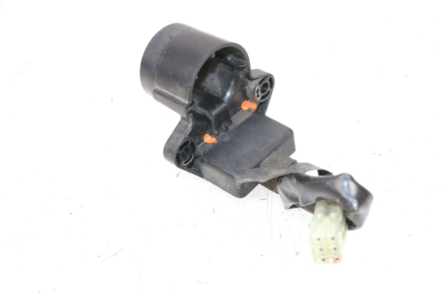 photo de ANTENA TRANSPONDEDOR YAMAHA X-MAX XMAX 250 (2006 - 2009) - Zoom do estado de desgaste