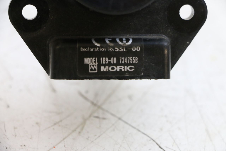 photo de ANTENA TRANSPONDEDOR YAMAHA XMAX X-MAX 125 (2006 - 2009) - Estado da superfície