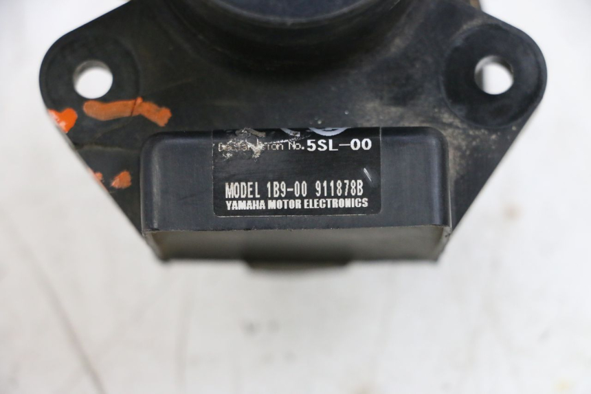 photo de ANTENA TRANSPONDEDOR YAMAHA XMAX X-MAX 125 (2006 - 2009) - Zoom do estado de desgaste